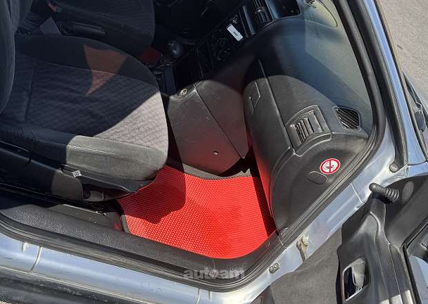 Opel Astra 2002 — լուսանկար 4
