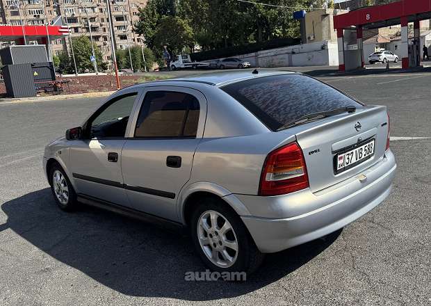 Opel Astra 2002 — լուսանկար 2
