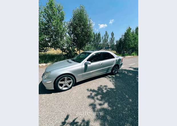 Mercedes-Benz C 280 2005 — photo 4