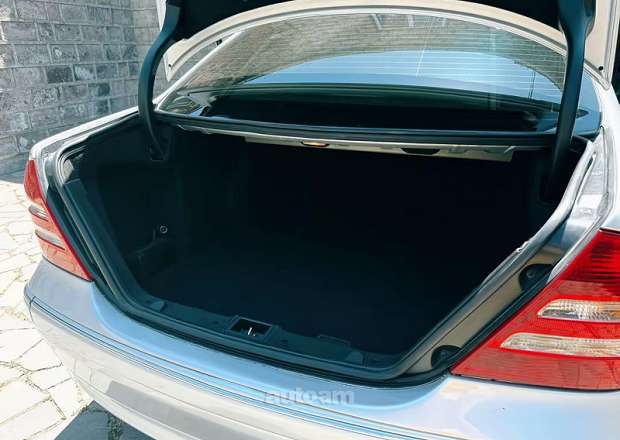Mercedes-Benz C 280 2005 — photo 9