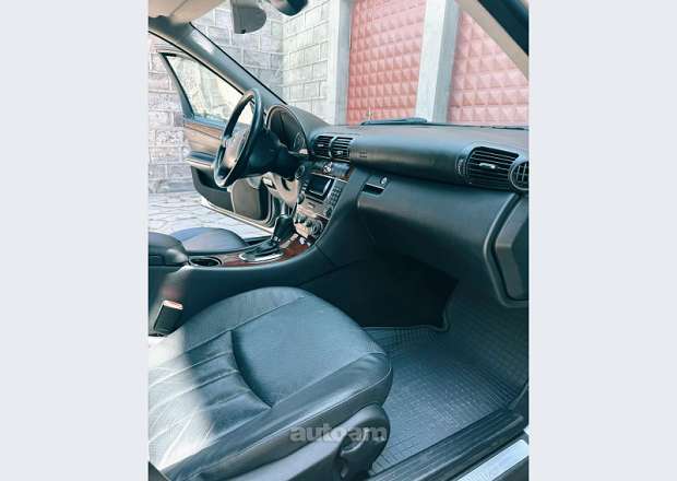 Mercedes-Benz C 280 2005 — photo 6