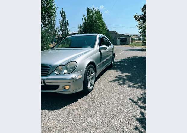 Mercedes-Benz C 280 2005 — photo 1