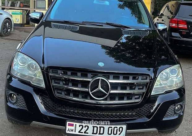 Mercedes-Benz ML 350 2009 — լուսանկար 1
