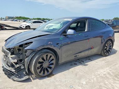 Tesla Model Y  2022 