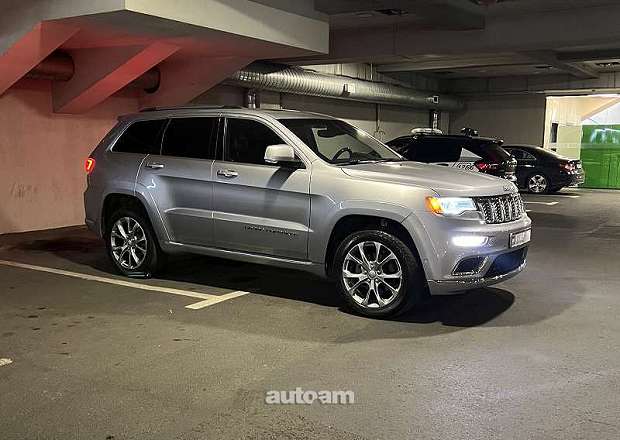 Jeep Grand Cherokee 2018 — լուսանկար 8