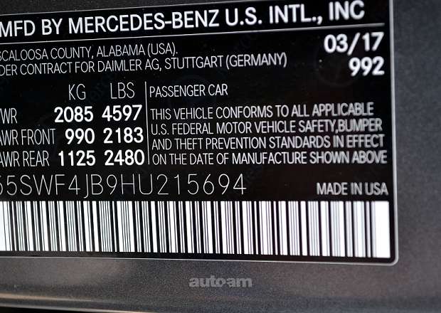 Mercedes-Benz C 300 2017 — photo 11