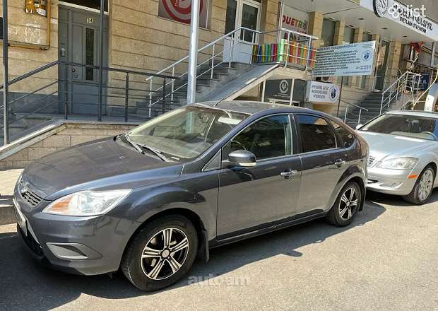 Ford Focus 2011 — լուսանկար 2