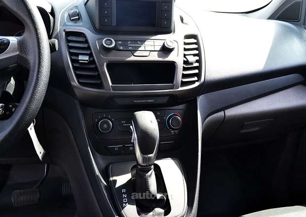 Ford Transit 2020 — photo 10