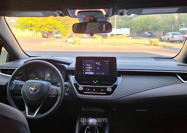 Toyota Corolla 2024 — լուսանկար 12