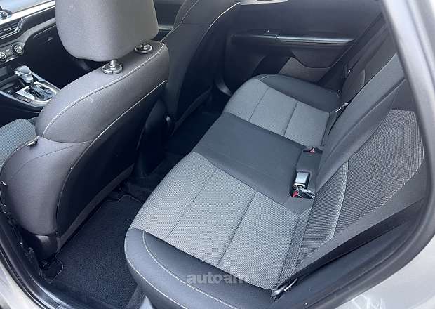 Kia Forte 2023 — լուսանկար 15
