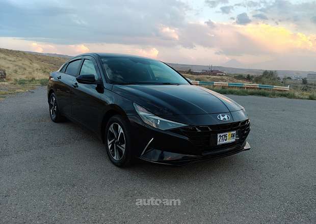 Hyundai Elantra 2021 — լուսանկար 1