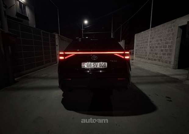 Toyota Bz4X 2022 — լուսանկար 2