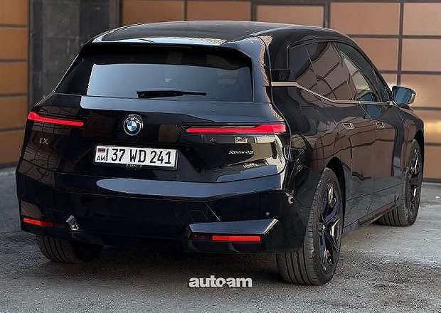 BMW iX 2022 — photo 4