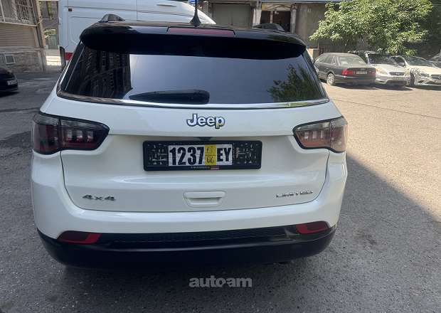 Jeep Compass 2019 — լուսանկար 1