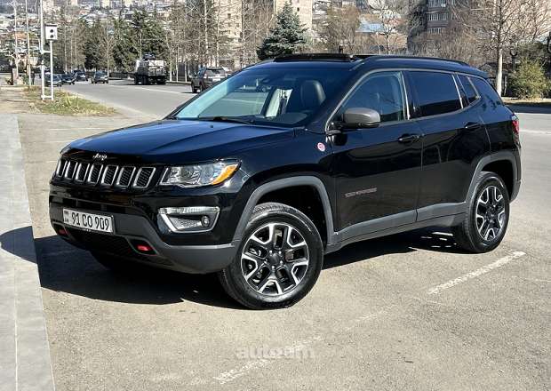Jeep Compass 2020 — photo 1