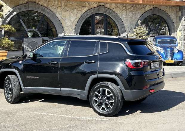 Jeep Compass 2020 — photo 4