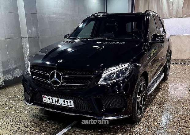 Mercedes-Benz GLE 350 2018 — фото 2