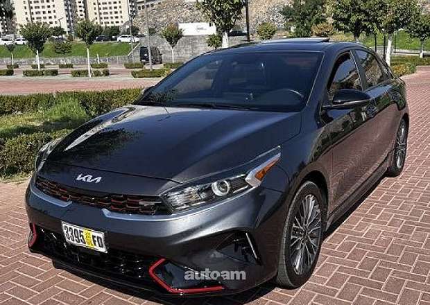 Kia Forte 2022 — photo 1
