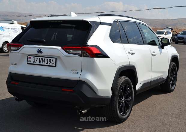 Toyota Rav 4 2022 — photo 14