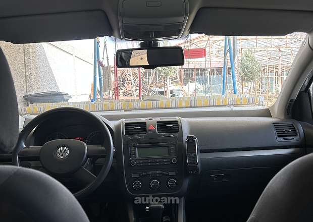 Volkswagen Golf 2005 — լուսանկար 4