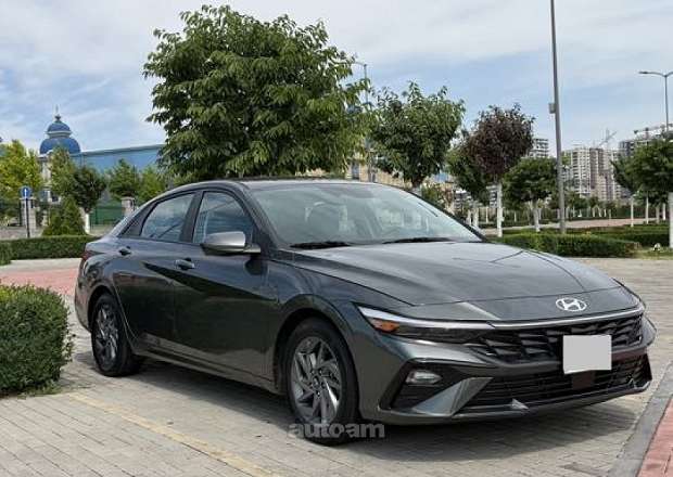Hyundai Elantra 2024 — լուսանկար 2