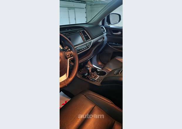 Toyota Highlander 2017 — լուսանկար 7