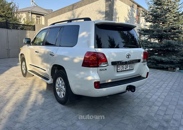 Toyota Land Cruiser 200 2013 — լուսանկար 6