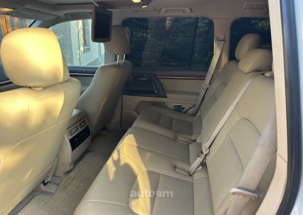 Toyota Land Cruiser 200 2013 — լուսանկար 11