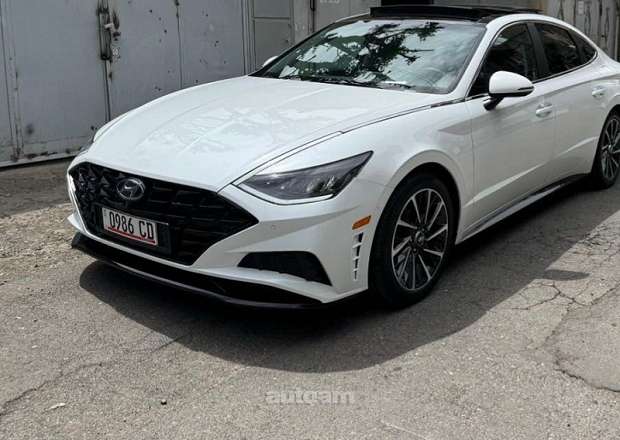 Hyundai Sonata 2020 — photo 1