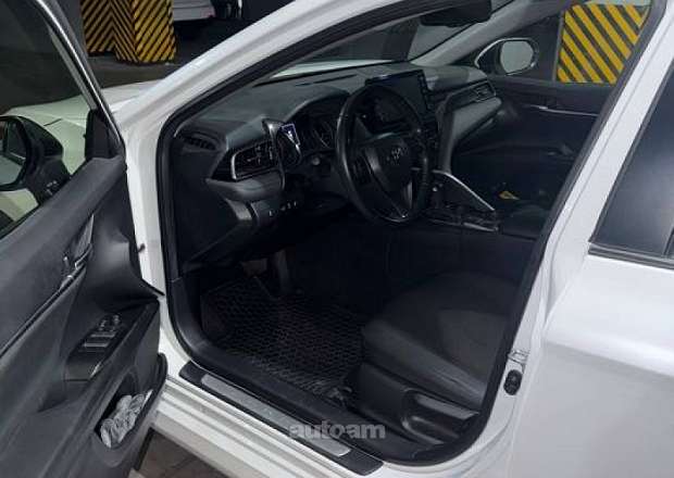 Toyota Camry 2023 — լուսանկար 6