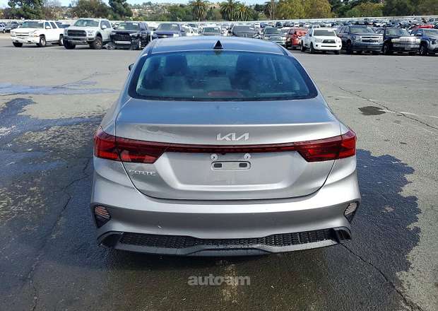 Kia Forte 2022 — լուսանկար 6