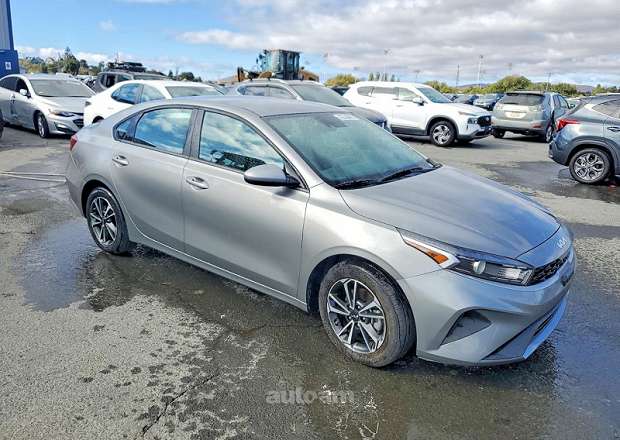 Kia Forte 2022 — լուսանկար 4