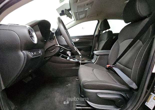 Kia Forte 2023 — լուսանկար 7