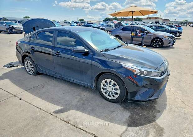 Kia Forte 2023 — photo 4