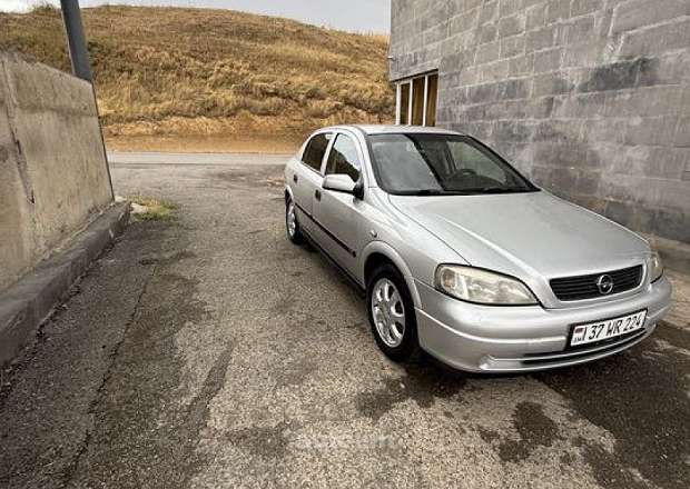 Opel Astra 2002 — լուսանկար 4