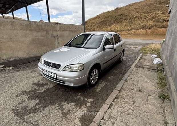 Opel Astra 2002 — լուսանկար 3