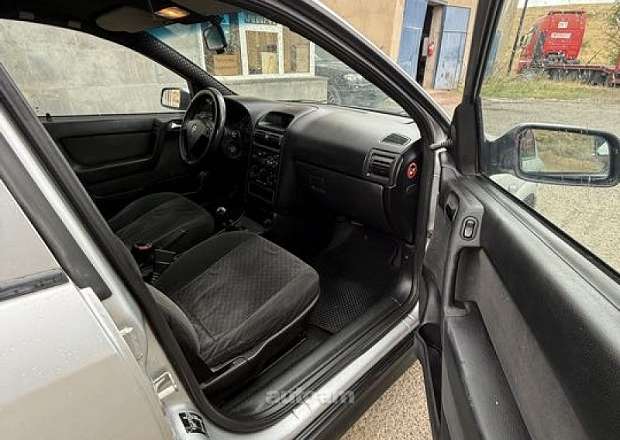 Opel Astra 2002 — լուսանկար 8