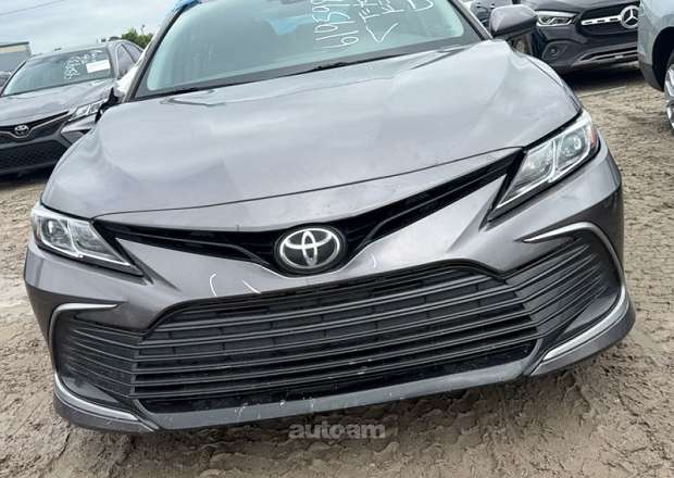 Toyota Camry 2021 — լուսանկար 1