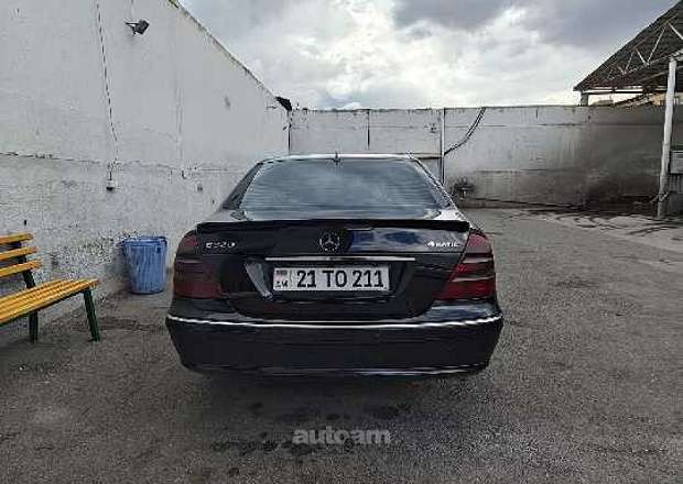 Mercedes-Benz E 320 2003 — լուսանկար 2
