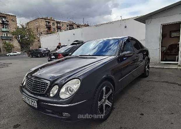 Mercedes-Benz E 320 2003 — լուսանկար 5