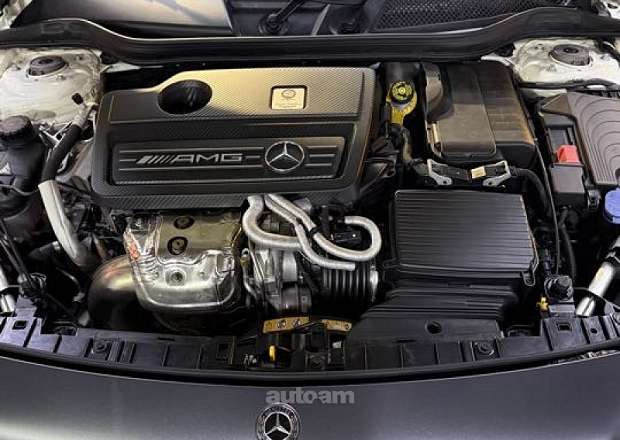 Mercedes-Benz GLA 45 AMG