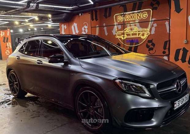 Mercedes-Benz GLA 45 AMG