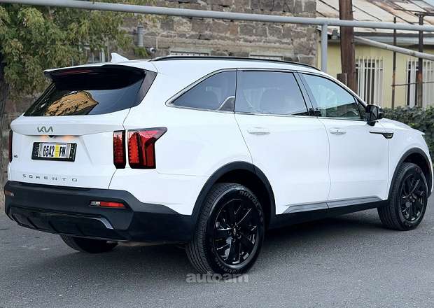 Kia Sorento 2021 — photo 4