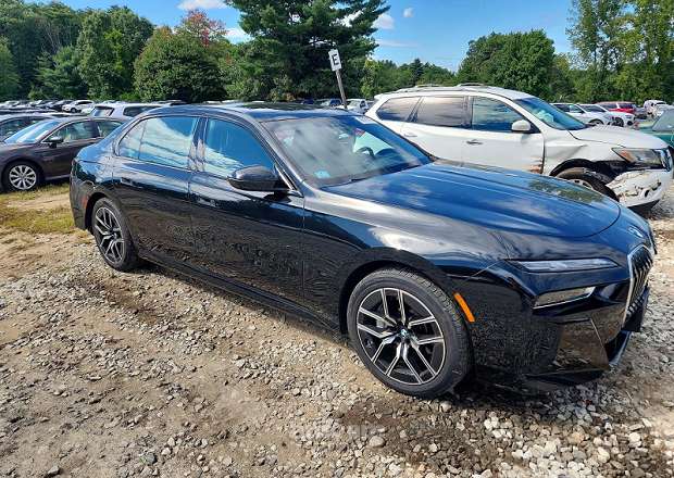 BMW 760