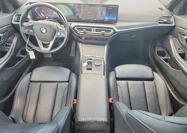 BMW 330