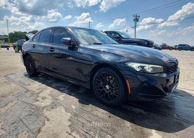 BMW 330