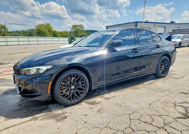 BMW 330