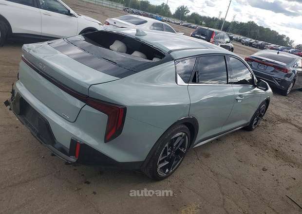 Kia K4