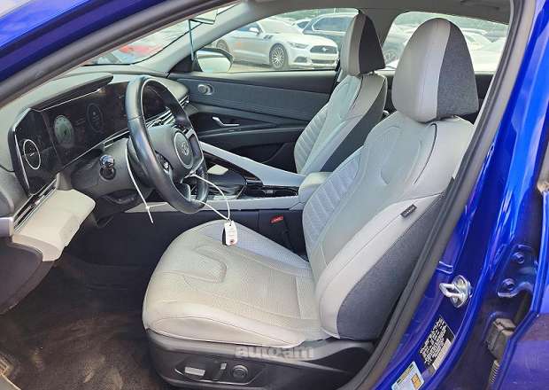 Hyundai Elantra 2021 — լուսանկար 7
