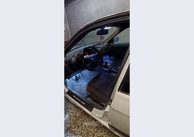 BMW 318 1991 — լուսանկար 8